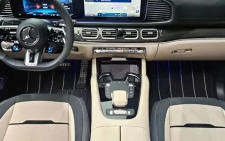 Mercedes-Benz GLE AMG, 2024 год, 11 000 000 рублей, 9 фотография