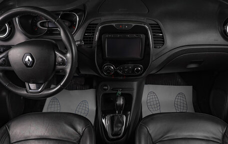 Renault Kaptur I рестайлинг, 2017 год, 1 569 000 рублей, 8 фотография