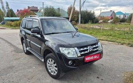 Mitsubishi Pajero IV, 2011 год, 1 790 000 рублей, 2 фотография