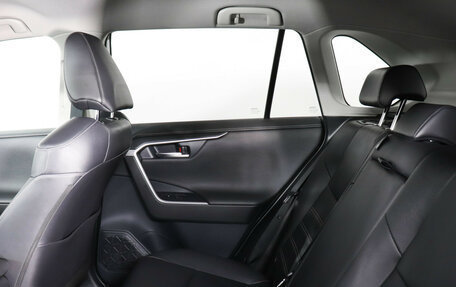 Toyota RAV4, 2020 год, 3 799 000 рублей, 12 фотография