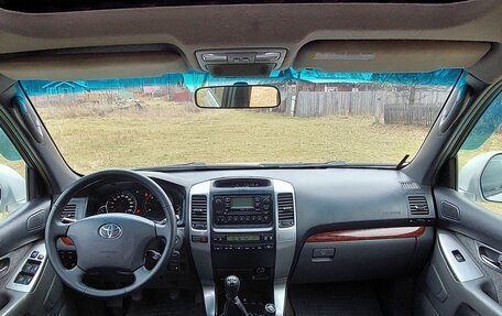 Toyota Land Cruiser Prado 120 рестайлинг, 2002 год, 1 200 000 рублей, 6 фотография