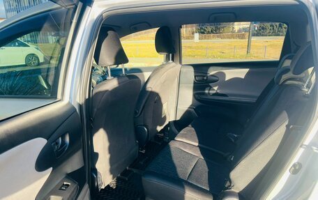 Toyota Wish II, 2011 год, 1 299 999 рублей, 11 фотография