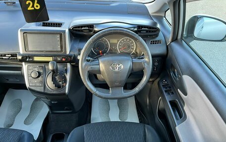 Toyota Wish II, 2011 год, 1 299 999 рублей, 20 фотография