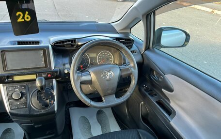 Toyota Wish II, 2011 год, 1 299 999 рублей, 17 фотография