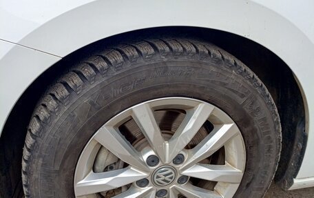 Volkswagen Touran III, 2017 год, 1 090 000 рублей, 7 фотография