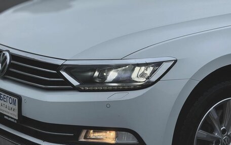 Volkswagen Passat B8 рестайлинг, 2017 год, 1 990 000 рублей, 7 фотография