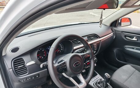 KIA Rio IV, 2017 год, 1 199 000 рублей, 11 фотография