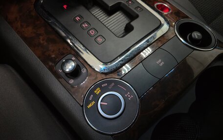 Volkswagen Touareg III, 2008 год, 1 190 000 рублей, 20 фотография