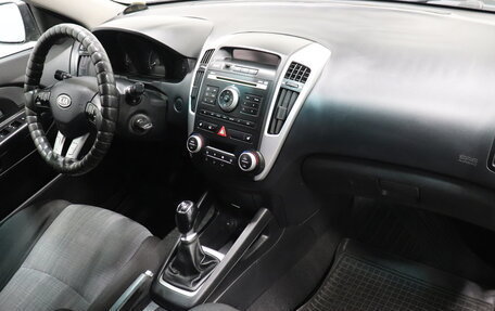 KIA cee'd I рестайлинг, 2011 год, 664 000 рублей, 6 фотография