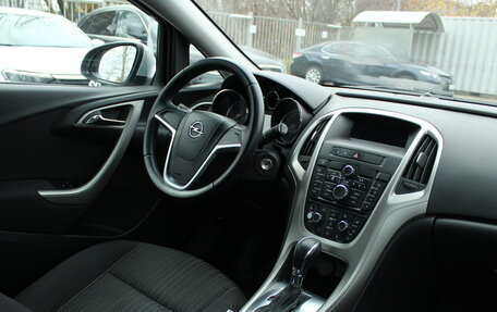 Opel Astra J, 2011 год, 678 000 рублей, 16 фотография