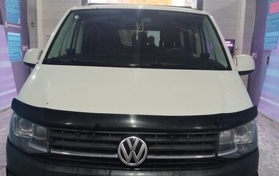 Volkswagen Caravelle T6 рестайлинг, 2015 год, 1 850 000 рублей, 1 фотография
