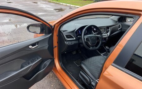 Hyundai Solaris II рестайлинг, 2017 год, 1 000 000 рублей, 9 фотография