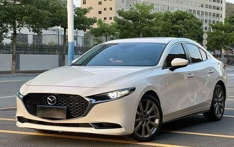 Mazda 3, 2021 год, 1 950 000 рублей, 3 фотография