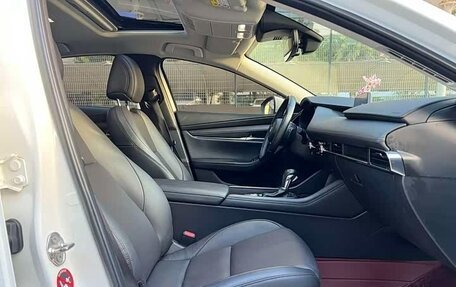 Mazda 3, 2021 год, 1 950 000 рублей, 11 фотография