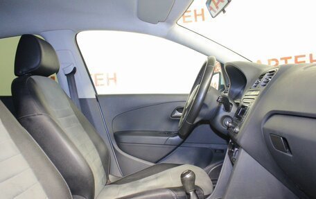 Volkswagen Polo VI (EU Market), 2015 год, 830 000 рублей, 10 фотография