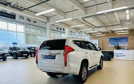 Mitsubishi Pajero Sport III рестайлинг, 2019 год, 2 799 900 рублей, 6 фотография