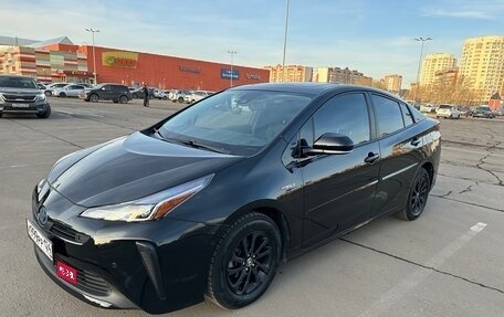 Toyota Prius IV XW50, 2019 год, 2 480 000 рублей, 8 фотография