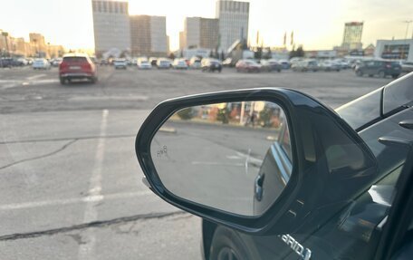 Toyota Prius IV XW50, 2019 год, 2 480 000 рублей, 17 фотография