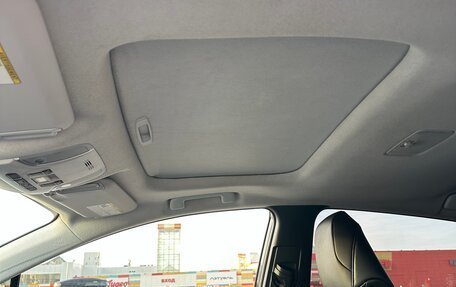 Toyota Prius IV XW50, 2019 год, 2 480 000 рублей, 19 фотография