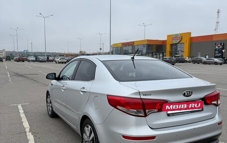 KIA Rio III рестайлинг, 2015 год, 830 000 рублей, 6 фотография