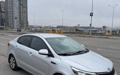 KIA Rio III рестайлинг, 2015 год, 830 000 рублей, 3 фотография