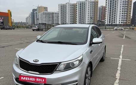 KIA Rio III рестайлинг, 2015 год, 830 000 рублей, 2 фотография