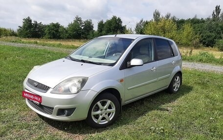 Ford Fiesta, 2007 год, 500 000 рублей, 2 фотография