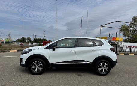 Renault Kaptur I рестайлинг, 2019 год, 930 000 рублей, 2 фотография