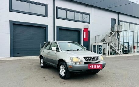 Lexus RX IV рестайлинг, 2000 год, 879 000 рублей, 8 фотография