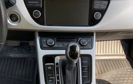 Geely Atlas I, 2018 год, 2 000 000 рублей, 15 фотография