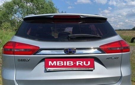 Geely Atlas I, 2018 год, 2 000 000 рублей, 3 фотография