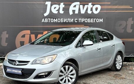 Opel Astra J, 2013 год, 669 000 рублей, 1 фотография