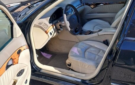 Mercedes-Benz E-Класс, 2005 год, 1 050 000 рублей, 2 фотография