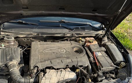 Opel Insignia II рестайлинг, 2011 год, 750 000 рублей, 12 фотография