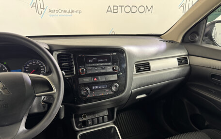 Mitsubishi Outlander III рестайлинг 3, 2018 год, 1 724 000 рублей, 12 фотография