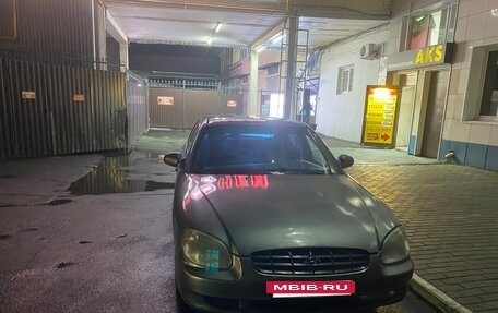 Hyundai Sonata IV рестайлинг, 2000 год, 165 000 рублей, 4 фотография