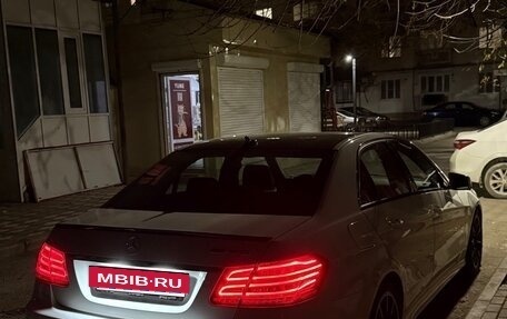 Mercedes-Benz E-Класс, 2014 год, 1 820 000 рублей, 10 фотография