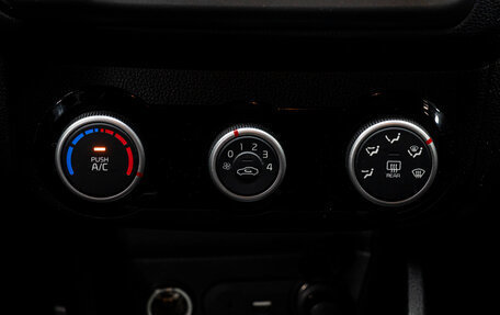 KIA Rio III рестайлинг, 2015 год, 969 000 рублей, 24 фотография