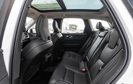 Volvo XC60 II, 2025 год, 9 600 000 рублей, 15 фотография