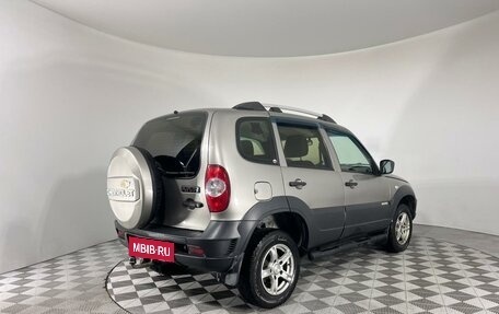 Chevrolet Niva I рестайлинг, 2016 год, 827 000 рублей, 5 фотография