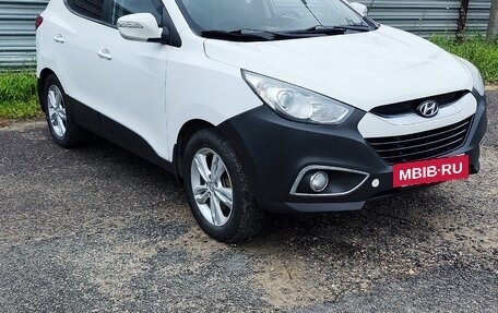 Hyundai ix35 I рестайлинг, 2013 год, 1 000 000 рублей, 19 фотография