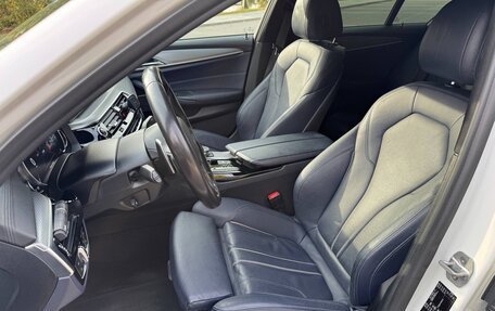 BMW 5 серия, 2017 год, 3 690 000 рублей, 11 фотография