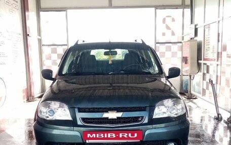 Chevrolet Niva I рестайлинг, 2015 год, 525 000 рублей, 3 фотография