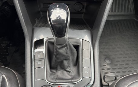 Volkswagen Tiguan II, 2021 год, 2 950 000 рублей, 11 фотография