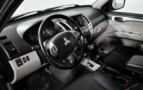 Mitsubishi Pajero Sport II рестайлинг, 2012 год, 1 350 000 рублей, 9 фотография