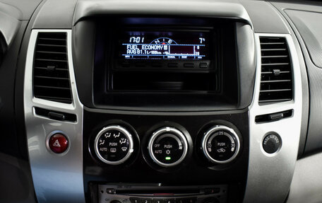 Mitsubishi Pajero Sport II рестайлинг, 2012 год, 1 350 000 рублей, 16 фотография