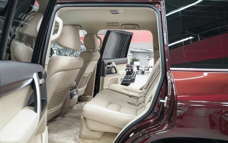 Toyota Land Cruiser 200, 2015 год, 4 997 000 рублей, 8 фотография