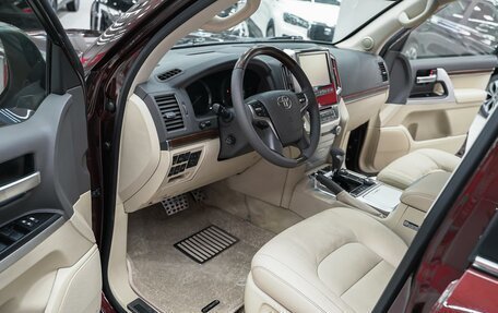 Toyota Land Cruiser 200, 2015 год, 4 997 000 рублей, 7 фотография