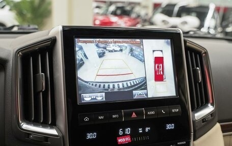 Toyota Land Cruiser 200, 2015 год, 4 997 000 рублей, 9 фотография