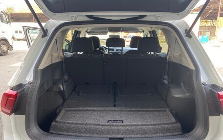 Volkswagen Tiguan II, 2020 год, 2 450 000 рублей, 12 фотография